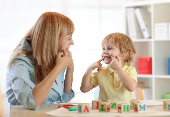 pediatric speech therapist